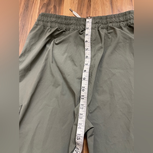 Vuori Birch Joggers - Picture 14 of 14